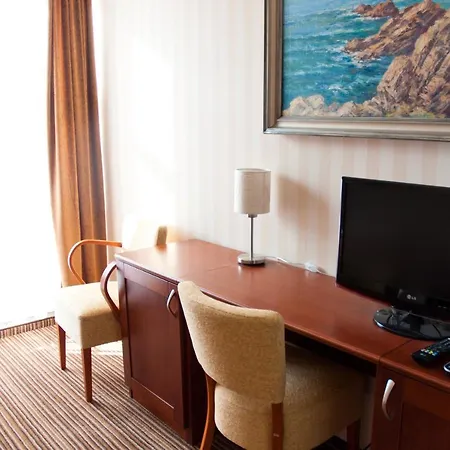 Encian Hotel 3*